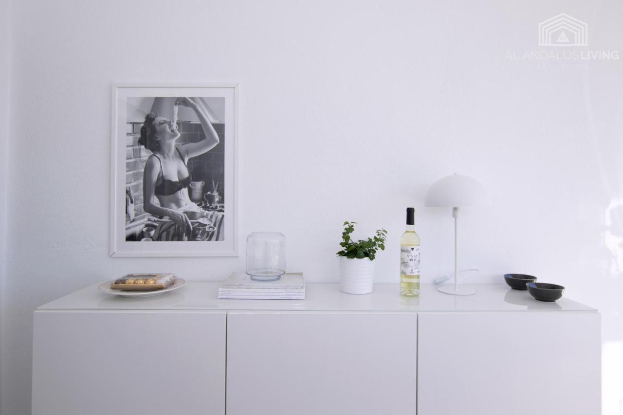 Scandinavian Style Apartment With Amazing Sea Views And South West Facing Sunny Terrace In Miraflores Walking Distance To The Beach! Malaga Ngoại thất bức ảnh